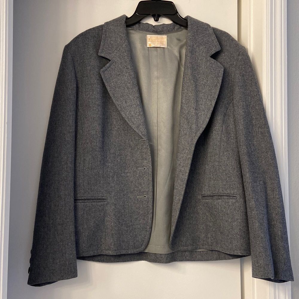 Women’s Size Large Pendleton Wool Jacket - image 1